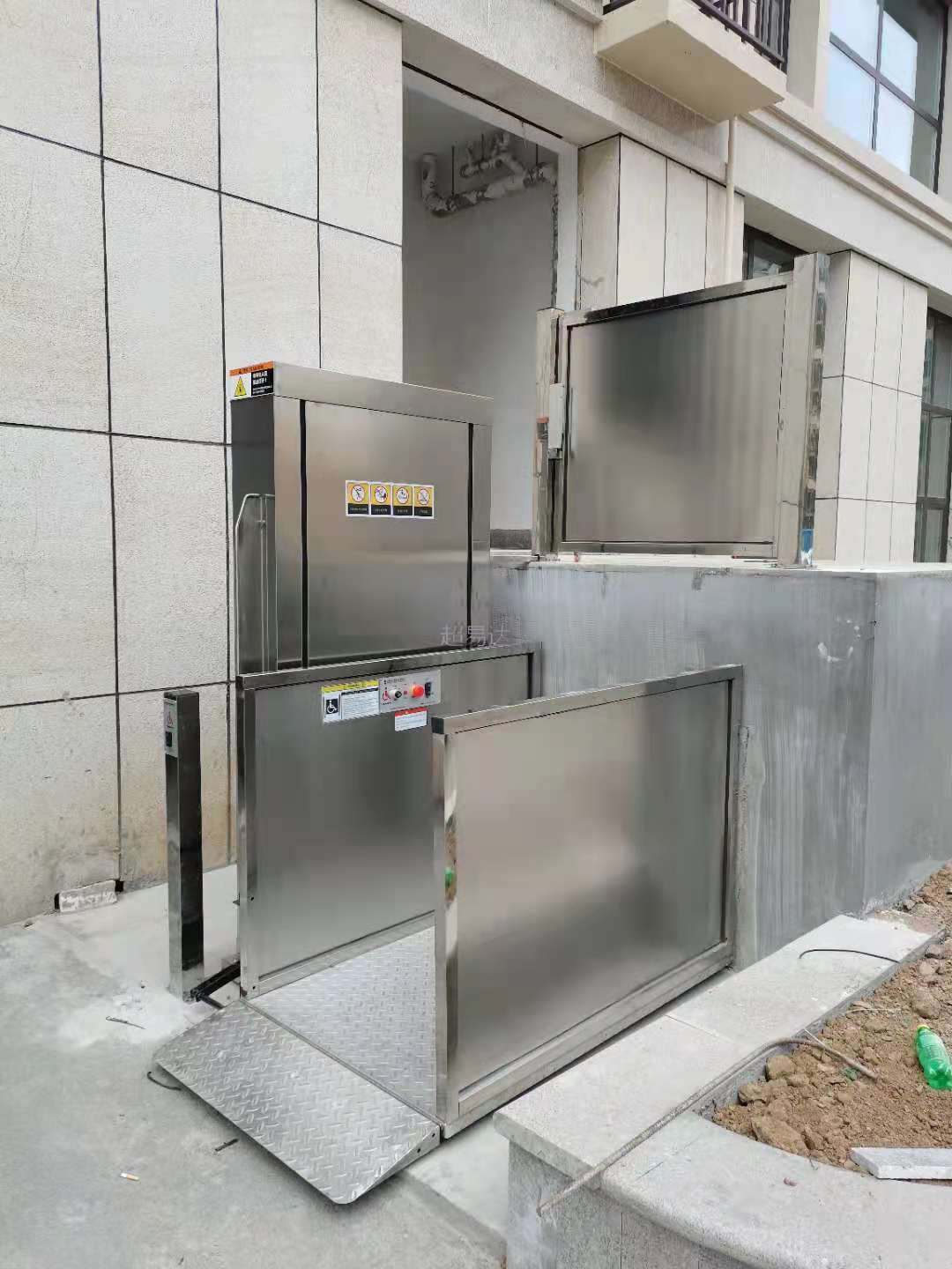 <b>日照小區(qū)無(wú)障礙升</b>