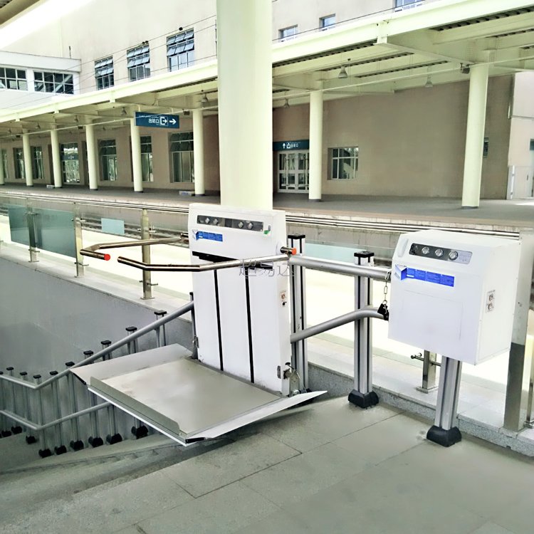 斜掛式殘疾人升降平臺(tái)