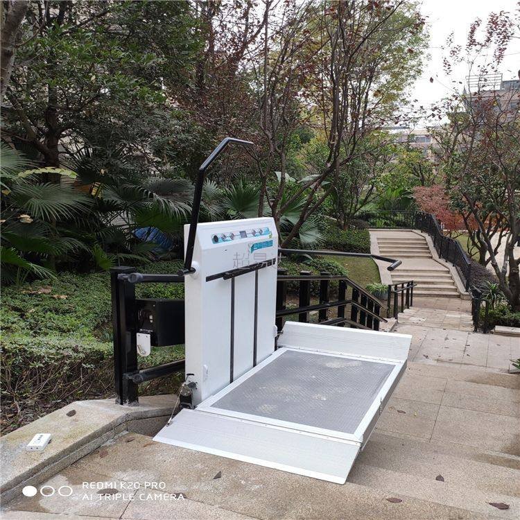 斜掛升降平臺(tái)