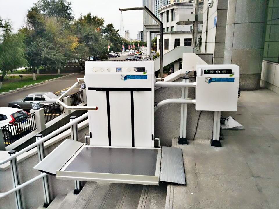 斜掛式升降平臺(tái)